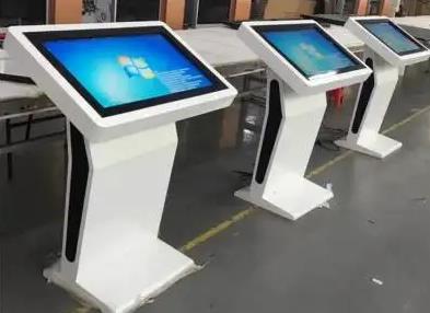 Touchscreen all-in-one machines have entered every aspect of people's lives