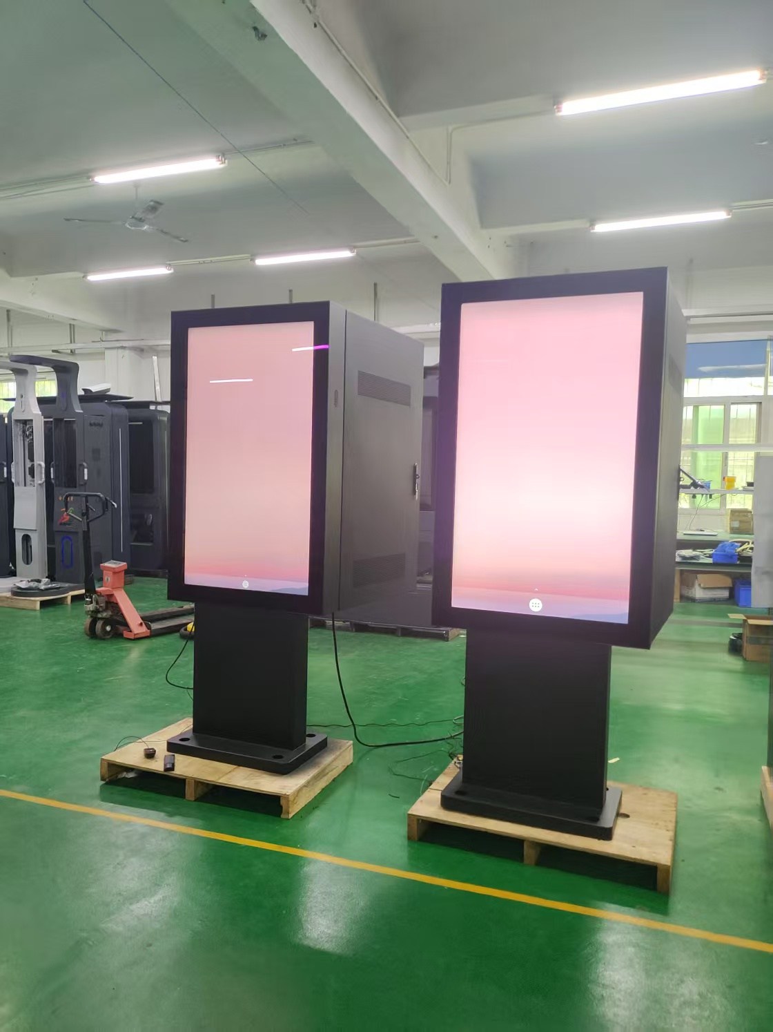 4K 43inch Outdoor kiosk Video Player IP66 Waterproof 4K 43inch Outdoor kiosk Video Player IP66 Waterproof